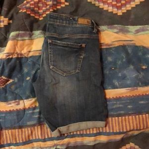 Garage denim stretch shorts size 9